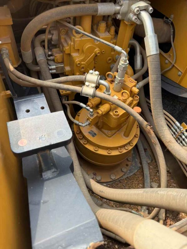 Used excavator 2022 #SY375 with Isuzu engine and kawasaki pump sany excavator used - Image 4