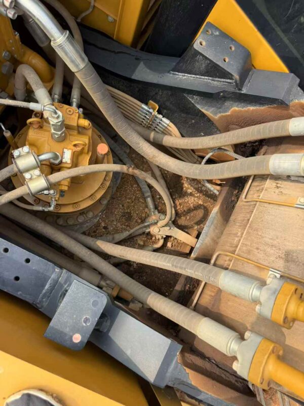 Used excavator 2022 #SY375 with Isuzu engine and kawasaki pump sany excavator used - Image 5