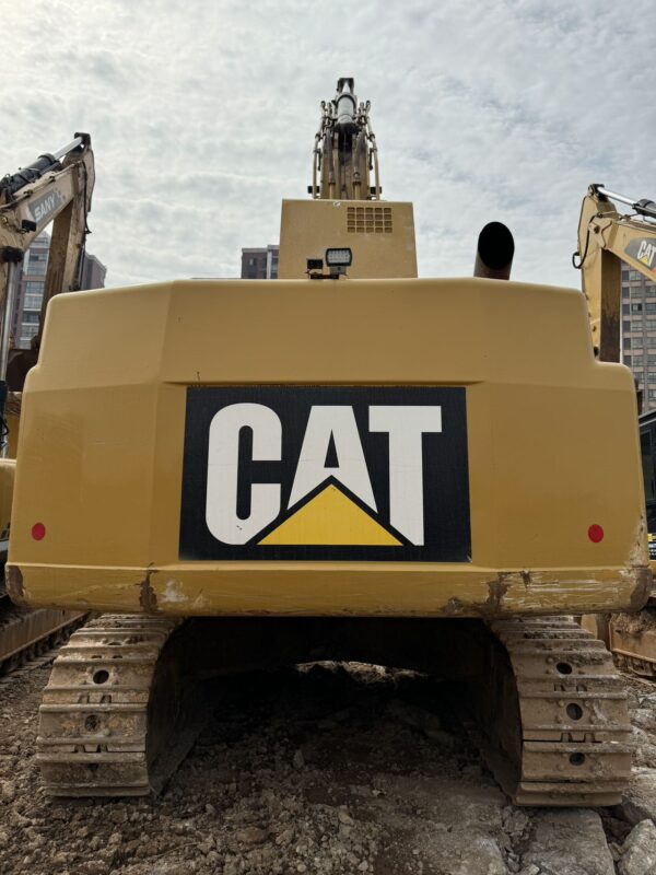 Used excavator 2019 CAT349D2L 7800hrs CAT used excavators for sale 50ton excavator - Image 5